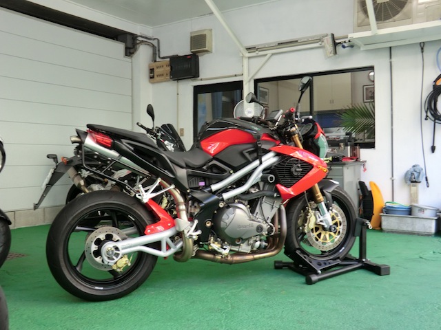 Benelli TNT 1130 Japan motorcycle tour