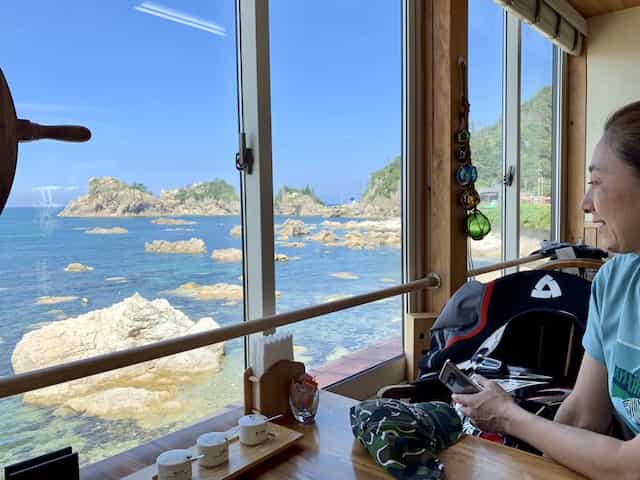 Japan motorcycle touring ninjatours cafe yunohama ocean view