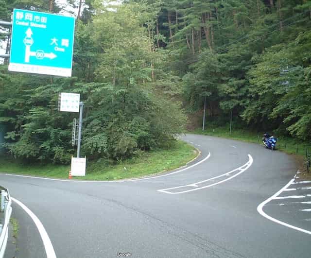 Japan motorcycle tours ninjatours shizuoka tokyo fork in road