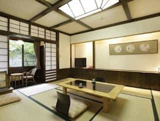 Ninjatours accommodations Kusatsu ryokan bedroom view