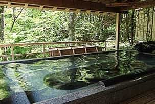 Ninjatours accommodations ryokan Gero hot springs