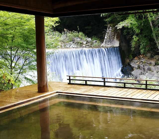 japan motorcycle tours ninjatours matsunoyama kusatsu  onsen hot springs bath