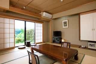 japan motorcycle tours ninjatours nishi izu shorenji lake ryokan bedroom