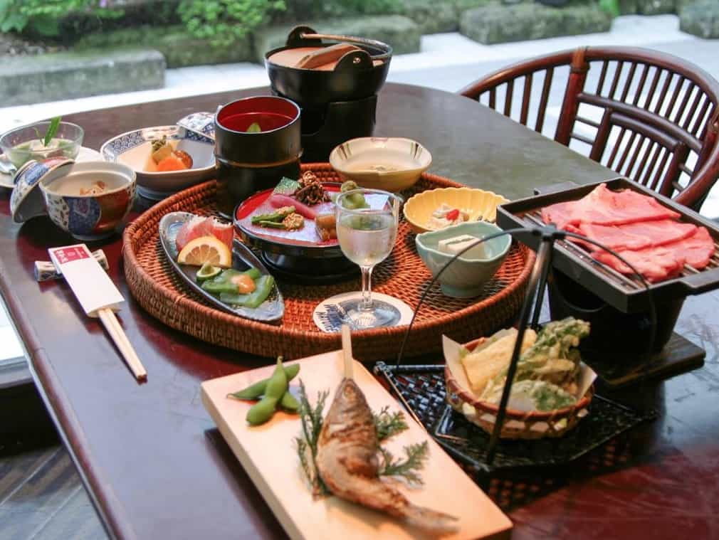 japan motorcycle tour ninjatpurs yunoyama onsen shizuoka ryokan dinner kaiseki