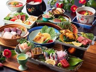 Japan motorcycle tour ninjatours dogo onsen ashizukuri ryokan kaiseki ryori dinner