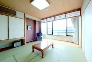 Japan motorcycle tours ninjatours kochi wakayama traditional bedroom