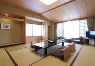 Japan motorcycle tours ninjatours Nabari Shizuoka ryokan traditional bedroom