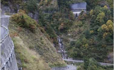 Japan motorcycle tours ninjatours Fukuji Onsen riverside view 