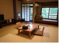 Japan motorcycle tours ninjatours Fukuji Onsen ryokanbedroom tatami mat room traditional