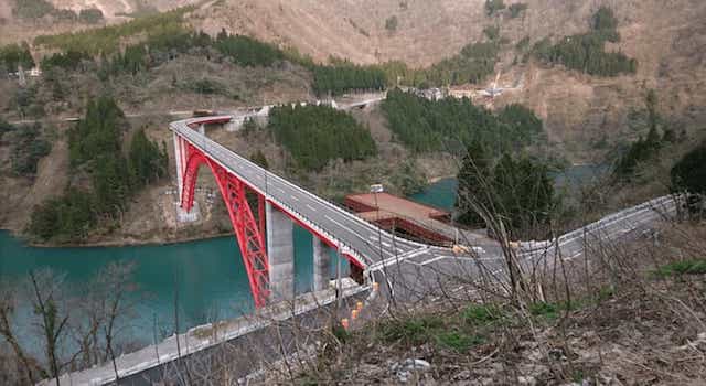 Japan motorcycle tour ninjatours yamanaka matsumoto river and bridge