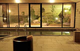 japan motorcycle tours ninjatours shorenji lake wakayama  ryokan entrance